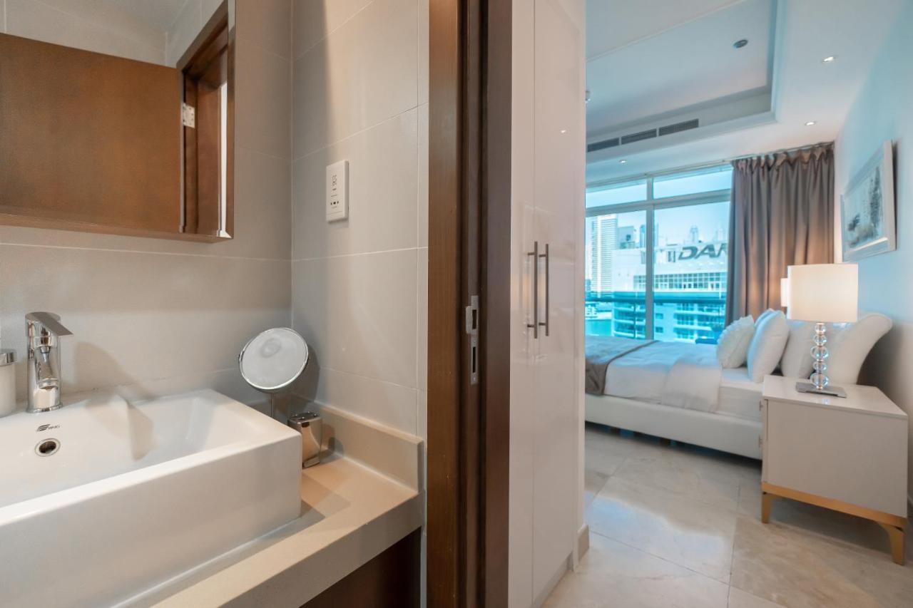 Higuests - Spacious 1Br In Dubai Marina With Amazing Views المظهر الخارجي الصورة